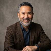 Robert Chen, Owner, Urban Threads Co